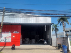  ให้เช่าโกดัง ถนนลาดพร้าว101 ขนาด 356ตรม. ใกล้ รถไฟฟ้าสายสีเหลือง ลาดพร้าว101