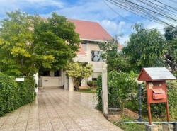 ให้เช่าบ้านเดี่ยว 2 ชั้น ใกล้กาดฝรั่ง หมู่บ้านคุ้มพญา หางดง 