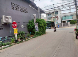 อสังหาริมทรัพย์ - ที่ดิน