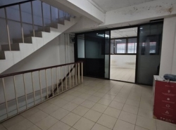 ตึก - พื้นที่เท่ากับ 20 ตร.วา 3 Bedroom 3 ห้องน้ำ 7000 บ.   HOT DEAL!