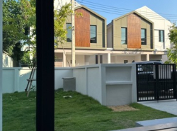 รถมือสอง อสังหาริมทรัพย์ บ้าน ปี 0 