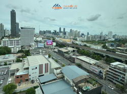 ขายด่วนมากๆ✨คอนโด The Base Petchaburi–Thonglor ห้องขนาด 61.25 ตร.ม. ได้ห้องขนาดใหญ่