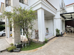 รถมือสอง อสังหาริมทรัพย์ บ้าน ปี 0 
