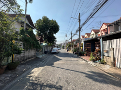ขาย บ้านเดี่ยว 2 ชั้น หมู่บ้านระเบียงทอง3 (ถนนเมน) ซอยพหลโยธิน52 แยก 36 เขตสายไหม ใกล้ถนนเทพรักษ์ (สามารถทำธุรกิจได้)