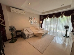 PB4476 ให้เช่าบ้านเดี่ยว 2 ชั้น ซอยศรีด่าน 22 หมู่บ้าน วิลล่า อะคาเดีย ศรีนครินทร์ ใกล้ MRT ศรีแบริ่ง 