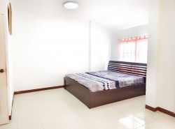 รถมือสอง อสังหาริมทรัพย์ บ้าน ปี 0 