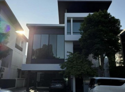 ให้เช่าบ้านเดี่ยว 3 ชั้น โครงการเนอวานา บียอนด์ เกษตรนวมินทร์-บึงกุ่ม