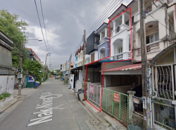 ขายทาวโฮม 3 ชั้น 18 ตรว. ลาดพร้าว 71 นาคนิวาส 43 เขต ลาดพร้าว  กรุงเทพ