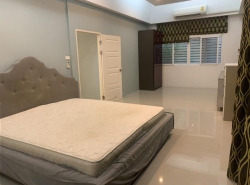 รถมือสอง อสังหาริมทรัพย์ บ้าน ปี 0 