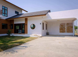 บ้านสร้างใหม่ สไตล์โมเดิร์นมินิมอล สันนาเม็ง สันทราย
