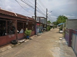 ขาย ทาวน์เฮ้าส์ 1 ชั้น ต.หนองปรือ อ.บางละมุง จ.ชลบุรี   PAPT5_165