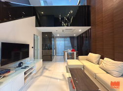 Townhome บ้านกลางเมือง รัชโยธิน  11999000 บาท.   สภาพแวดล้อมดี