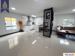 รถมือสอง อสังหาริมทรัพย์ บ้าน ปี 0 