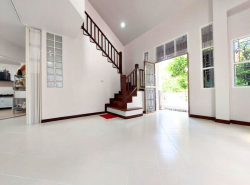 รถมือสอง อสังหาริมทรัพย์ บ้าน ปี 0 