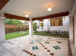 บ้านสร้างใหม่ สไตล์ล้านนา บนถนนมหิดล หนองหอย           