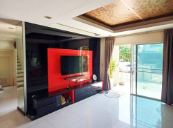 รถมือสอง อสังหาริมทรัพย์ บ้าน ปี 0 