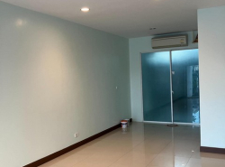 ขายทาวน์โฮม 3 ชั้นหลังมุม 4 ห้องนอน โครงการบ้านกลางเมือง s-sense ศรีนครินทร์ 46-1 ใกล้รถไฟฟ้าสายสีเหลือง ใกล้พาราไดซ์พาร์ค 