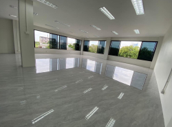 รถมือสอง อสังหาริมทรัพย์ สำนักงาน,โรงงาน ปี 0 