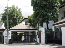 รถมือสอง อสังหาริมทรัพย์ บ้าน ปี 0 