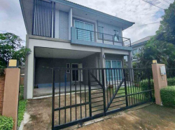 ให้เช่าบ้านเดี่ยว 2 ชั้น มบ.เดอะแพลนท์  คลองหลวง คลอง 2 ปทุมธานี  ใกล้ตลาดไท ม.ธรรมศาสตร์,ม.กรุงเทพ,รพ.ภัทร-ธนบุรี  