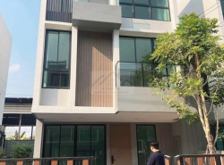 ให้เช่าโฮมออฟฟิศ 3 ชั้น 220 ตรม. นิว คอนเน็กซ์ Nue connex ดอนเมือง ถนนวิภาวดีรังสิต ใกล้สนามบินดอนเมือง 