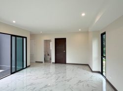 รถมือสอง อสังหาริมทรัพย์ บ้าน ปี 0 