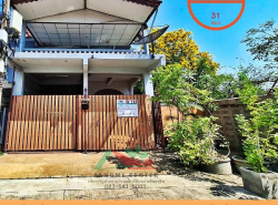 ขายถูก ทาวน์เฮ้าส์31ตรว. หลังริม ม.สวนทองวิลล่า7 ลาดสวาย สภาพดีพร้อมอย