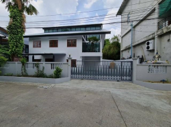 รถมือสอง อสังหาริมทรัพย์ บ้าน ปี 0 
