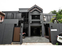 NTG804 ขาย บ้านเดี่ยว ลาดพร้าวโชคชัย4 (ลาดพร้าว 71)  ภายในบ้านออกแบบอย่างโมเดิร์น ทำเล ที่สุดของการใช้ชีวิต ติดรถไฟฟ้า ห้างดัง เดินทางสะดวก