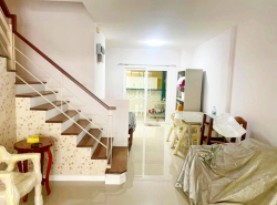 บ้านไม่เคยอยู่ BTSบางหว้า 499 ม สาทร ราชพฤกษ์ 3นอน  MRT ให้เช่า TownHome 3ชั้น   3น้ำ  27ตร.ว. 2แอร์  สระว่ายน้ำ ซีคอนบางแค