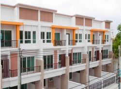 NTG904 ให้เช่า ทาวน์โฮม ภณาสิริ เรสซิเด้นซ์ เกษตร-นวมินทร์ เหมาะสำหรับพักอาศัย ทำออฟฟิศ เฟอร์นิเจอร์ครบพร้อมอยู่ จดทะเบียนบริษัทได้