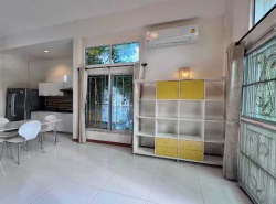 รถมือสอง อสังหาริมทรัพย์ บ้าน ปี 0 