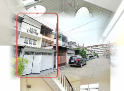 เดินทางเรือ ลาดพร้าว107-111MRT บางกะปิ 800ม.รีโนเวทใหม่ โลตัส บางกะปิ 1.2 กม. ทาวน์เฮาส์ 3 ชั้น  3นอน 2น้ำ ม.รัตนบัณฑิต 800ม.