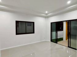 รถมือสอง อสังหาริมทรัพย์ บ้าน ปี 0 