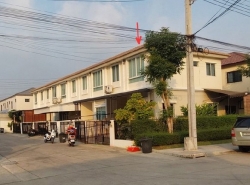 รถมือสอง อสังหาริมทรัพย์ ทาวน์เฮาส์ทาวน์โฮม ปี 0 