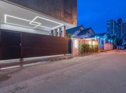 H440 ขายบ้านตกแต่งหรูสไตล์โมเดิร์น ใกล้หาดจอมเทียน 5 ห้องนอน