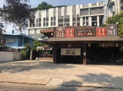 ให้เช่าบ้านเดี่ยว 2 ชั้น 4 ห้องเก็บของ 3 ห้องน้ำ ย่านเอกมัย เหมาะทำร้านอาหาร ใกล้ทองหล่อ