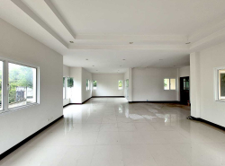 รถมือสอง อสังหาริมทรัพย์ บ้าน ปี 0 