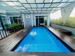 Pool Villa For rent 60,000 บาท/เดือน 120 ตรว. 6 นอน 6 น้ำ หารแก้ว หางดง มีบ้าน 2 หลัง เฟอร์นิเจอร์และเครื่องใช้ไฟฟ้าครบ พร้อมอยู่