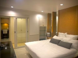 Me13ขายทาวน์โฮม 4 ชั้น หมู่บ้านคริสตัลวิลล์  ย่านเลียบด่วน Fully furnished  ใกล้เซ็นทรัลอีสต์วิลล์  ใกล้ทางด่วนรามอินทรา