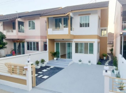 ขายบ้านแฝด ศรีราชา ใกล้สวนเสือ บ้านสวย สไตล์มินิมอล TP-H0817