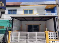 ขายทาวน์เฮ้าส์ ฉัตรไพลิน ตกแต่งใหม่ทั้งหลังเดินทางสะดวกสบาย 100 ตรม 16 ตรว