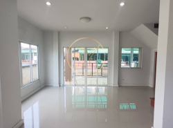 รถมือสอง อสังหาริมทรัพย์ บ้าน ปี 0 