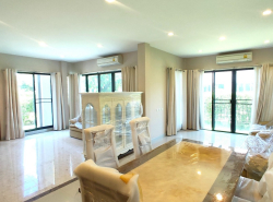 รถมือสอง อสังหาริมทรัพย์ บ้าน ปี 0 