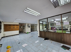 รถมือสอง อสังหาริมทรัพย์ สำนักงาน ปี 0 