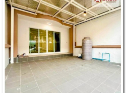 หมู่บ้านบัวทอง 4 (179/369) ถนนบ้านกล้วย-ไทรน้อย ตกแต่งใหม่พร้อมอยู่