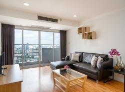 Waterford Sukhumvit 30 clean comfortable beautiful view 28th floor BTS Phrom Phong