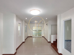 รถมือสอง อสังหาริมทรัพย์ บ้าน ปี 0 