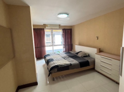 Le Cosi Ekamai spacious comfortable safe 6th floor BTS Ekkamai