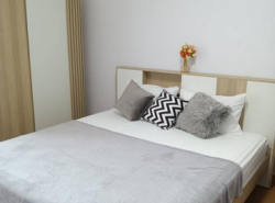 คอนโดมิเนียม พัฒนาการ ไลฟ์ คอมเพล็กซ์ ใหญ่ขนาด 25 SQ.M. 1BEDROOM1น้ำ 830000 บาท สภาพแวดล้อมดี